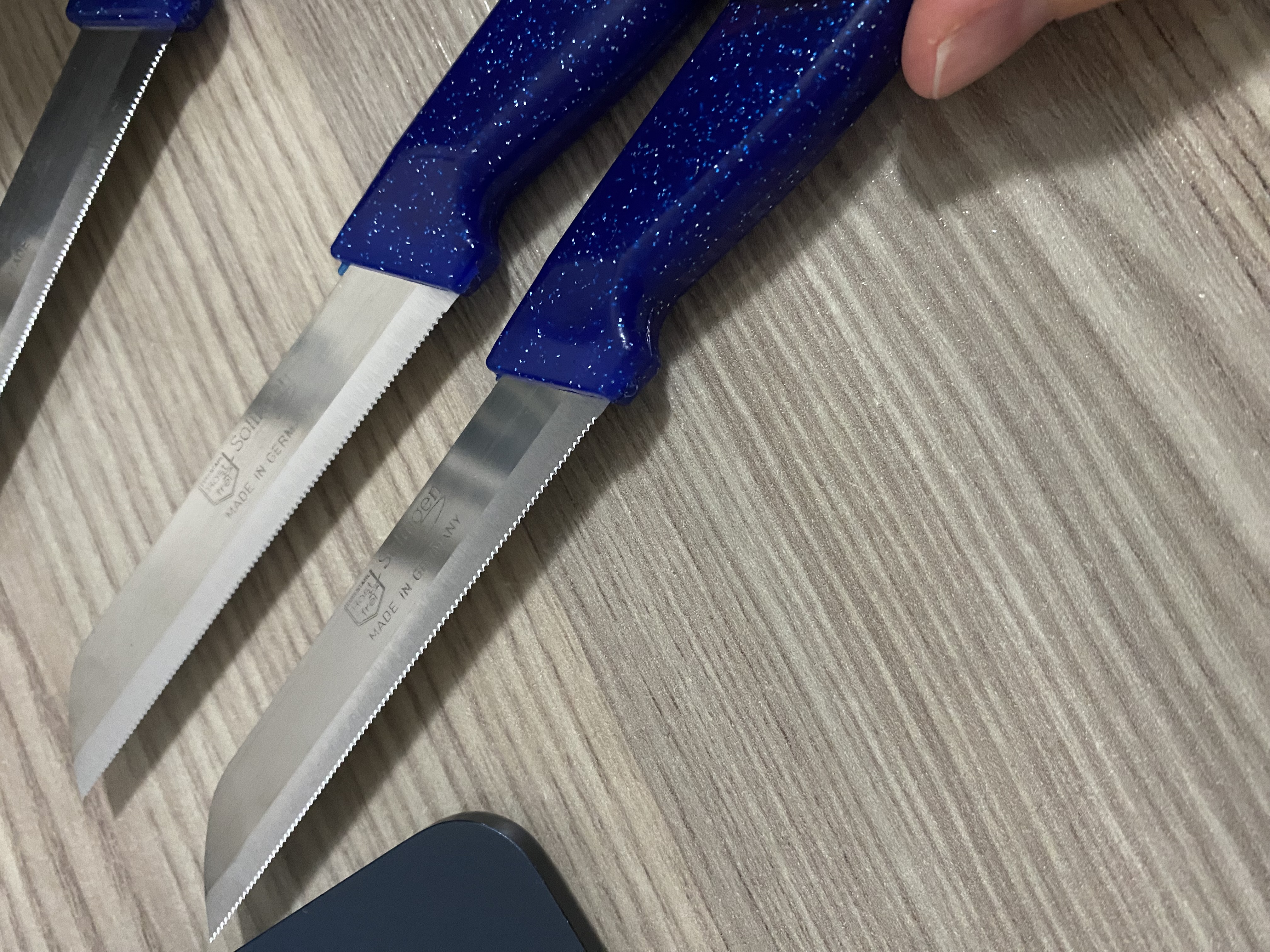 Solingen 6'lı Tırtıklı Simli Mavi Meyve Bıçağı — müşteri değerlendirme fotoğrafı 3