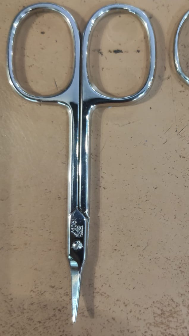 Solingen Erbe Krom 9cm Kütikül Makası — müşteri değerlendirme fotoğrafı 1